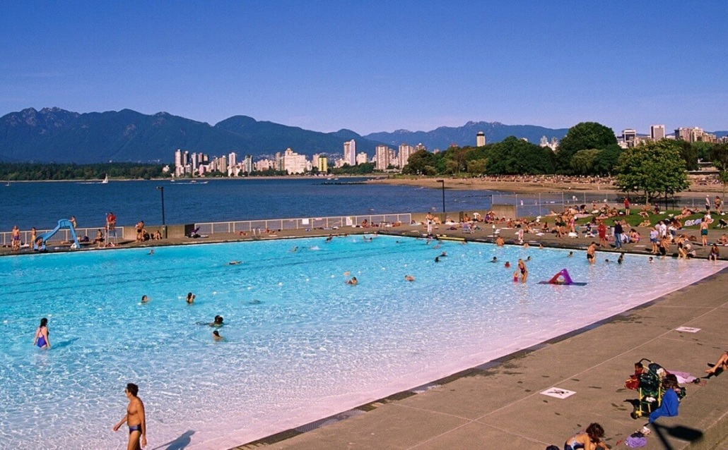 A Local Tour of Vancouver for Your Guests - Kitsilano Beach
