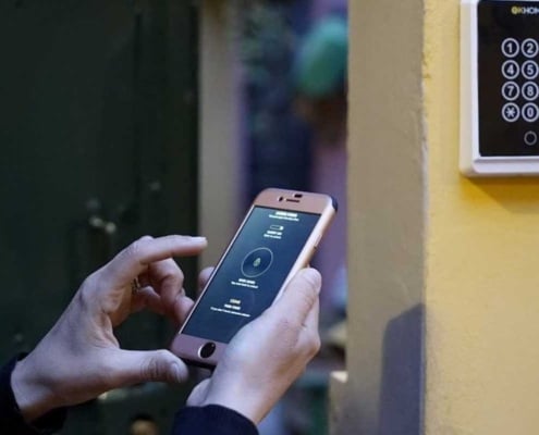 Enhancing the Guest Experience with Airbnb Self Check-In