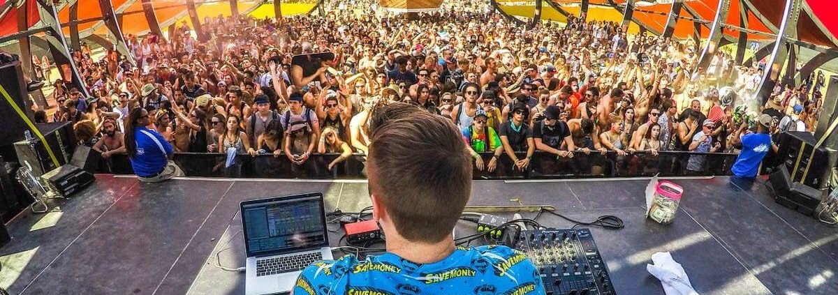 Optimize Your Airbnb Strategy for Peak Rental Season with Effective Festival Compression Management