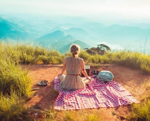 Maximizing Profits in the Airbnb Shoulder Season