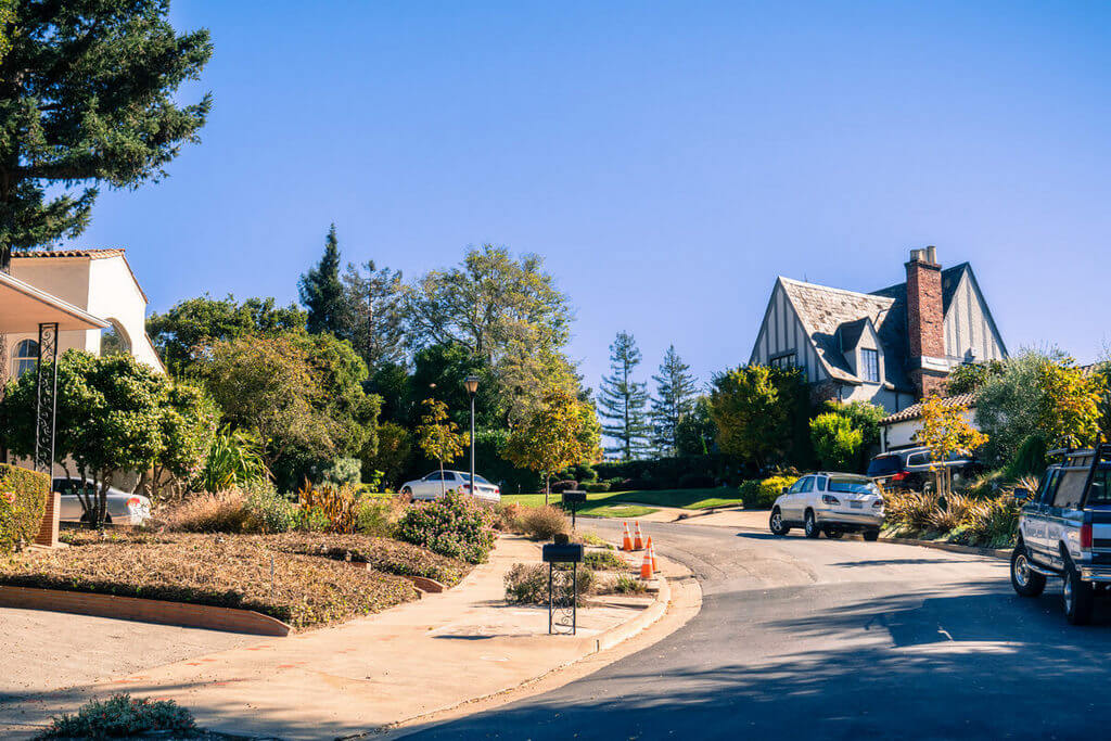 Oakland Neighborhoods Every Airbnb Host Should Know About