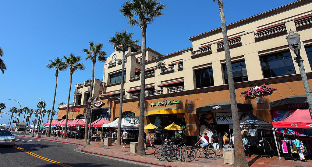 From Surf to Sand: Huntington Beach Airbnb Host’s Essential Guide
