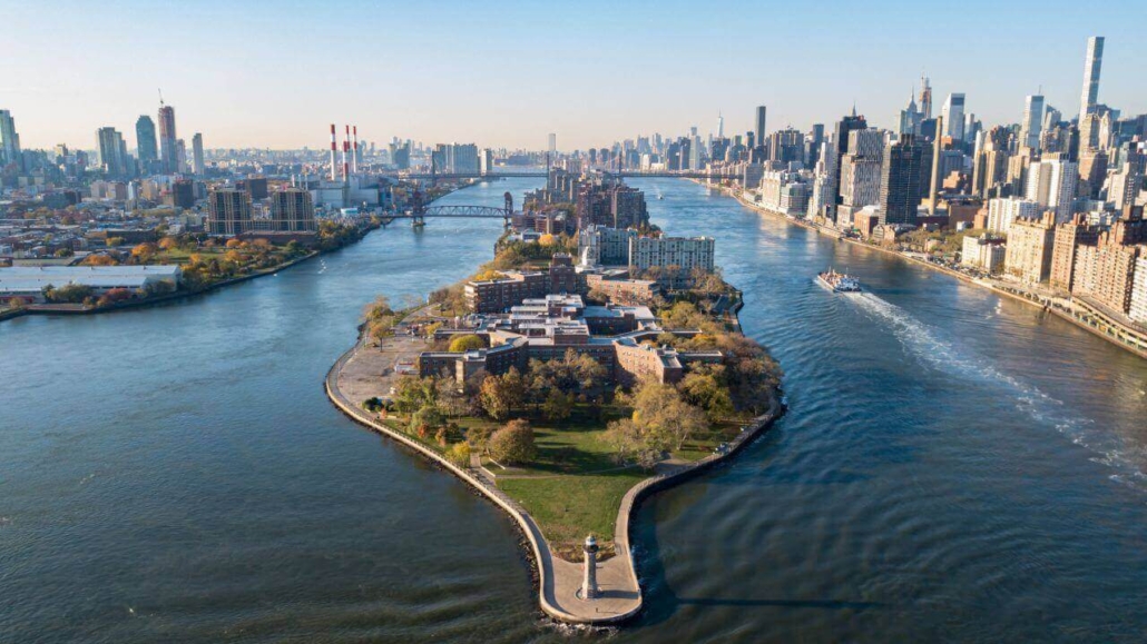 Short-Term Rental in the Big Apple: Mastering New York Airbnb Regulations