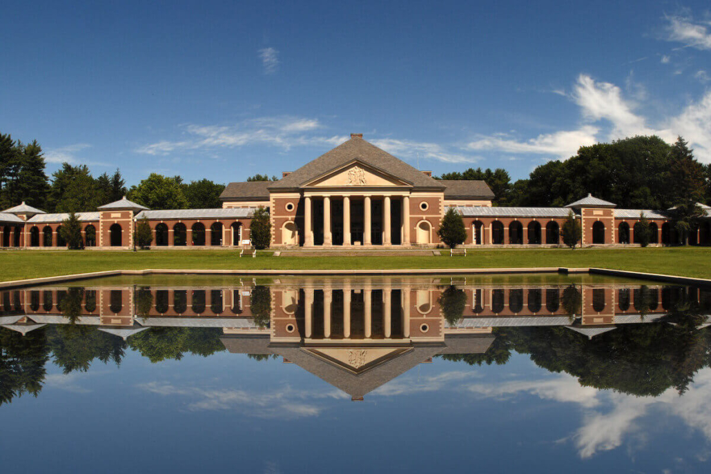 A Local's Guide to the Best Hidden Gems for Saratoga Springs Airbnb Visitors