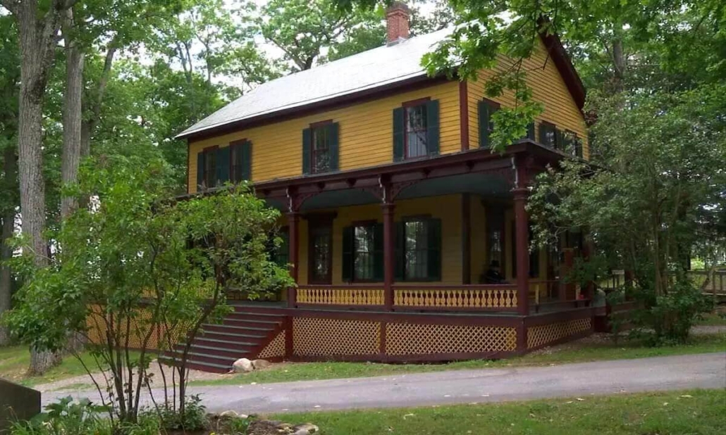 A Local's Guide to the Best Hidden Gems for Saratoga Springs Airbnb Visitors