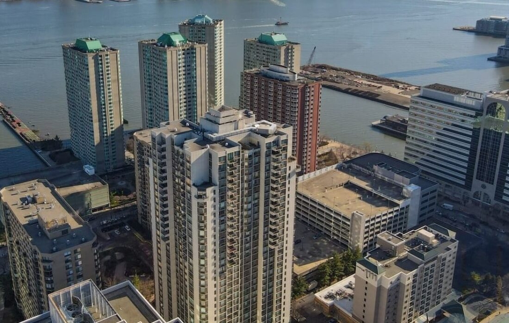 The Secret to Financial Freedom? Investing in Airbnb Properties in Jersey City
