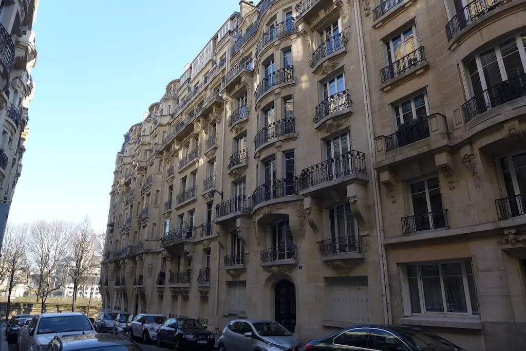 Airbnb Profitability in Passy, Paris