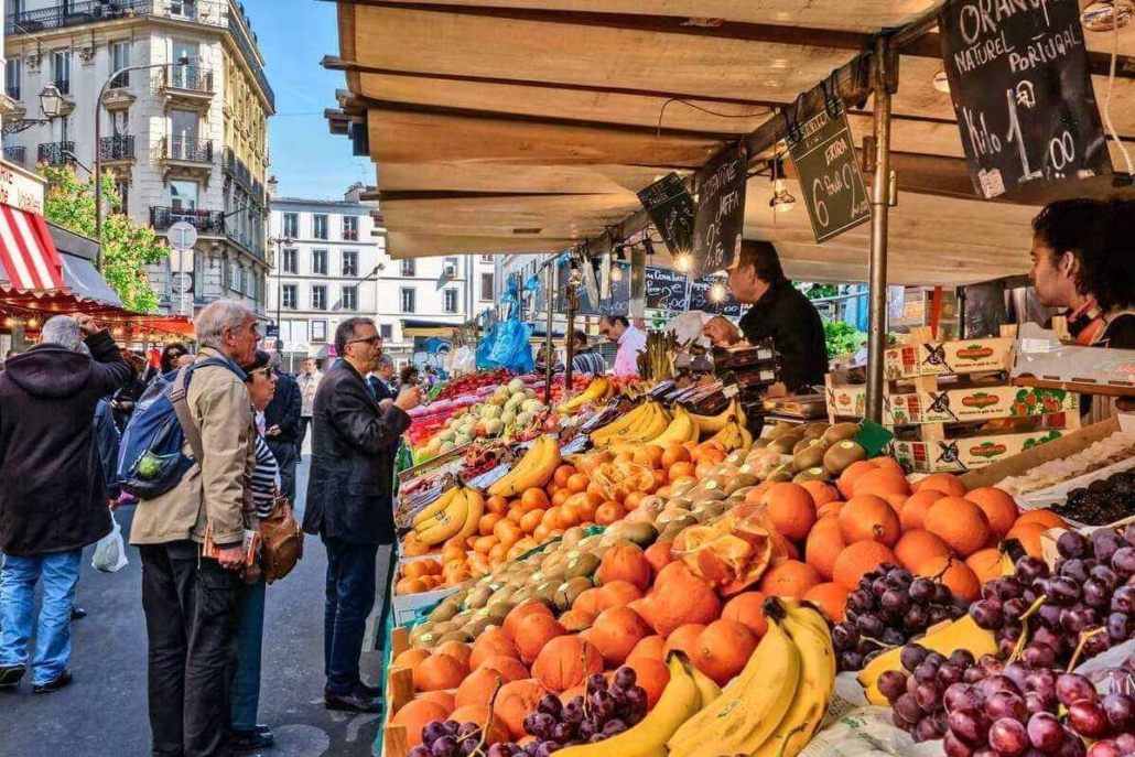 An In-Depth Batignolles-Monceau Guide for Airbnb Guests and Hosts