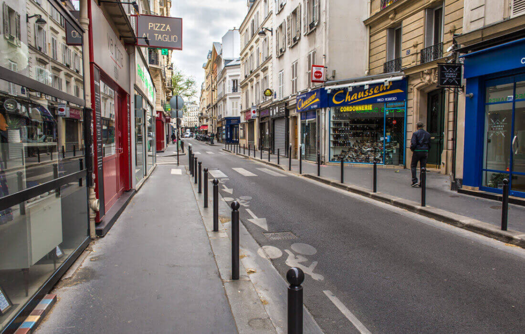 An In-Depth Batignolles-Monceau Guide for Airbnb Guests and Hosts