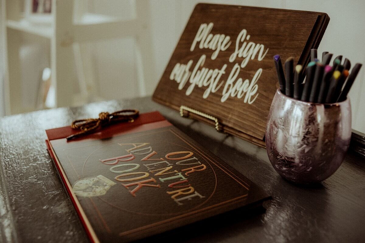 Airbnb guest book in Abu Dhabi
