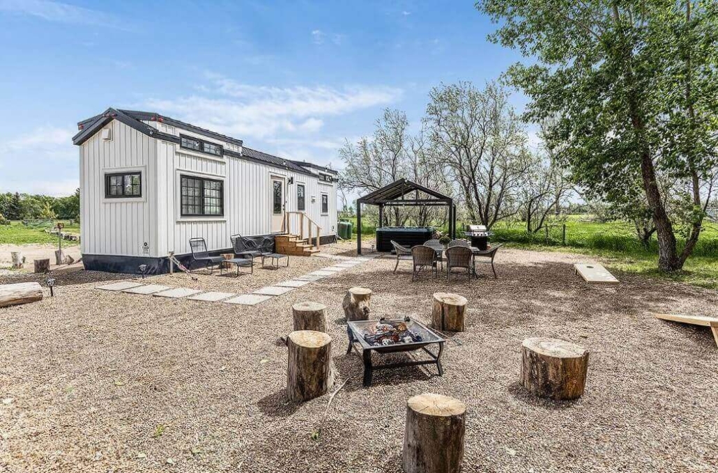 Tiny House with Water View Oasis
