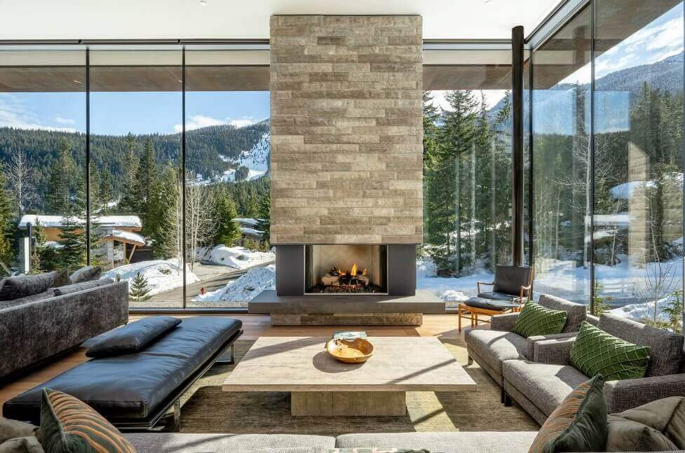 Mountain Retreat W/ Ski Access & Fireplace