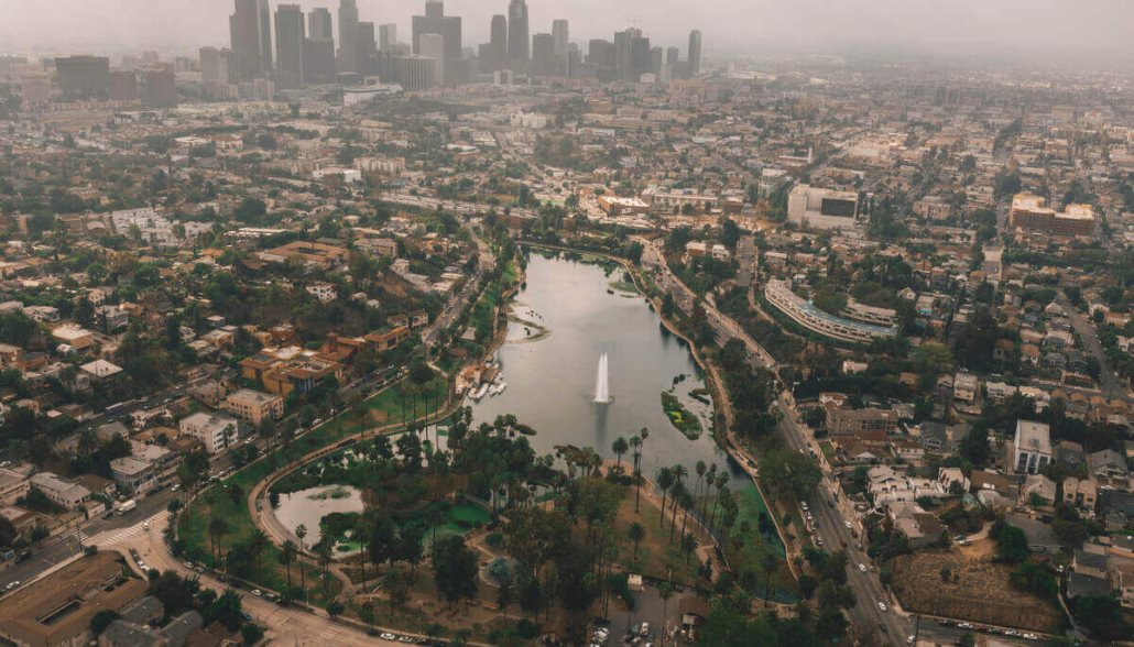 los angeles airbnb neighborhood investment-