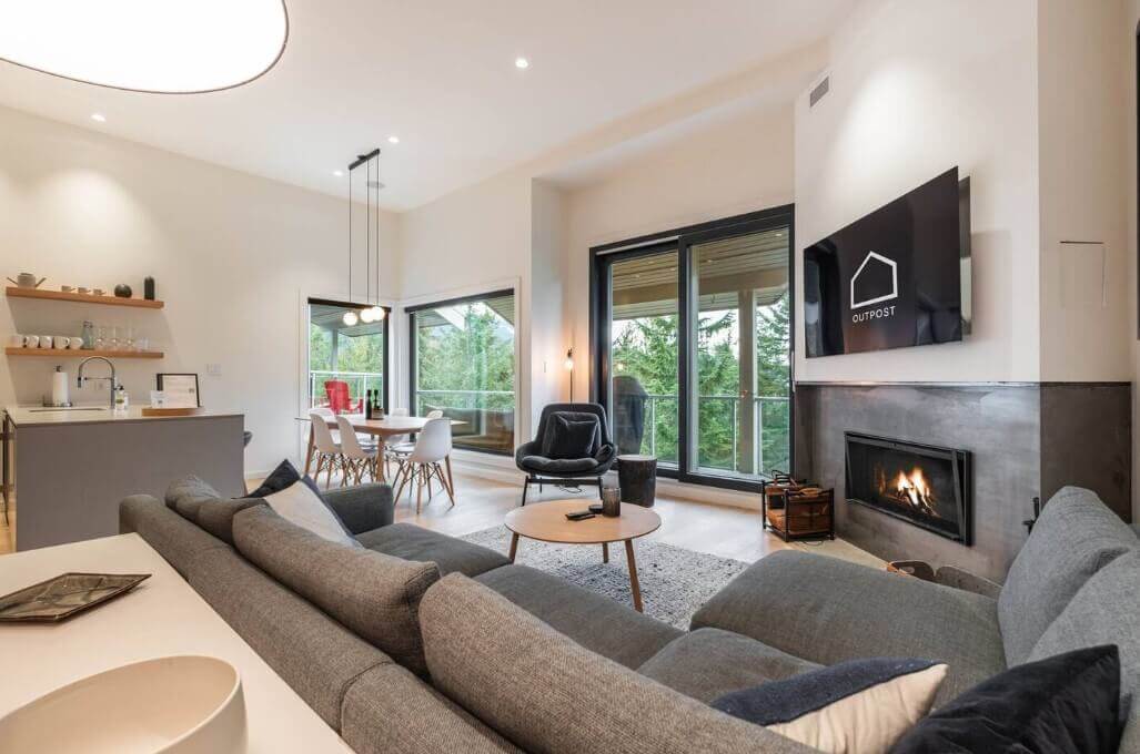 Townhome with BBQ,  Free Park,  SmartTV and Wifi