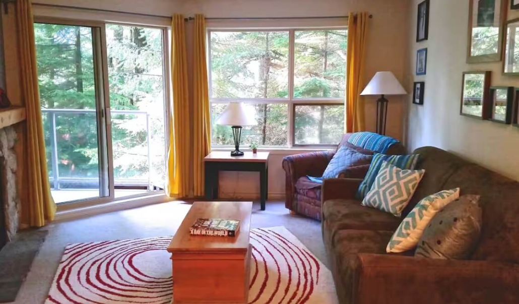 Comfy Ski In/Ski Out 1bdr Condo Whistler-Blackcomb