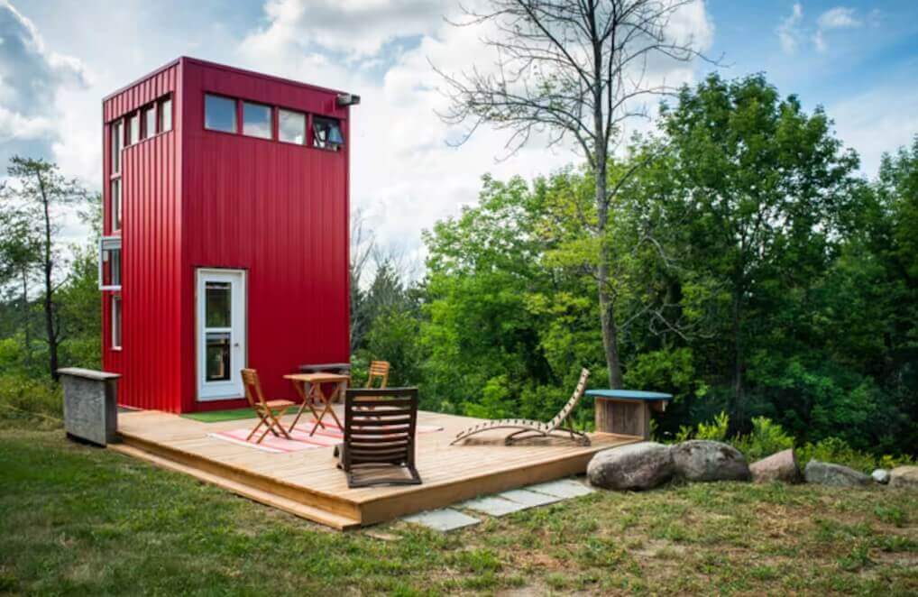 Creative Glamping Escape / Hillside Tiny House