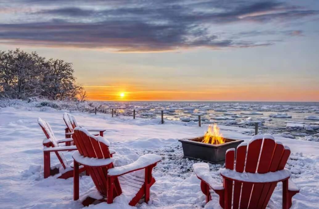 Lake View Farm House | Hot Tub | Sauna | Fire Pit