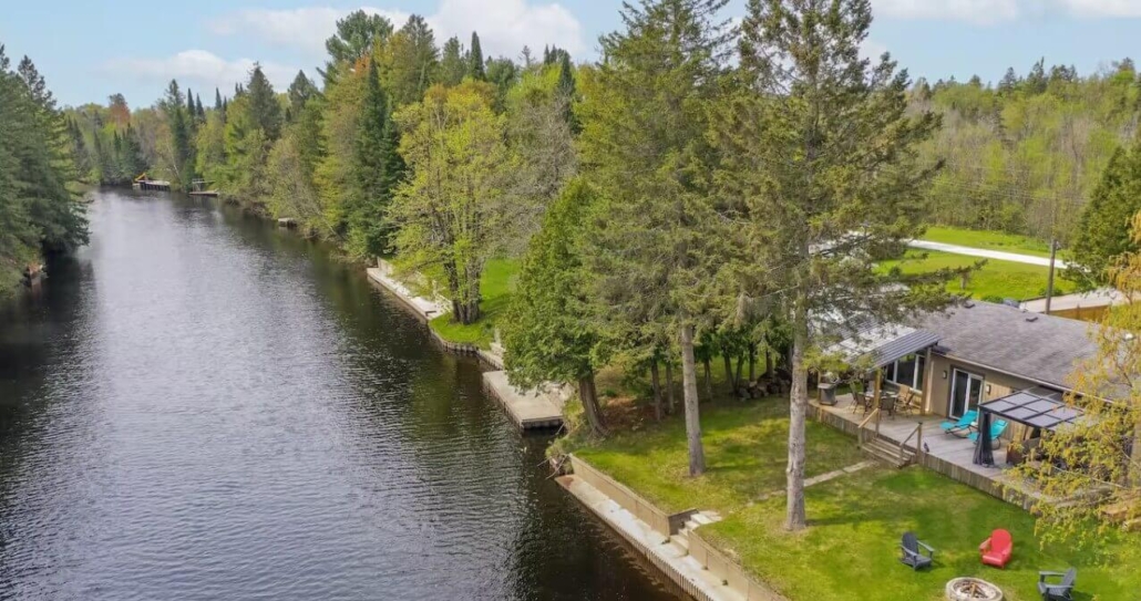 Kawartha Riverfront Cottage • Dock • Kayaks