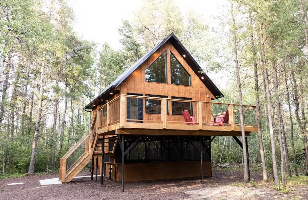 Pine View Treehouse